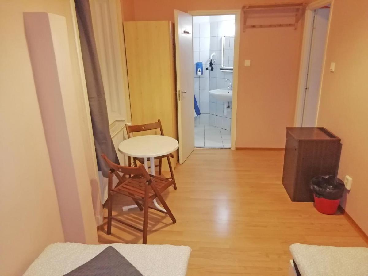 Opera Guesthouse 부다페스트 외부 사진